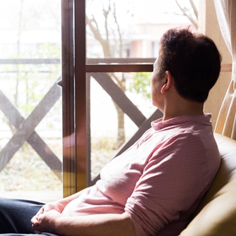 Comment redonner confiance à un senior après une longue maladie