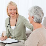 Douleurs neuropathiques après 70 ans : signes et solutions en Suisse